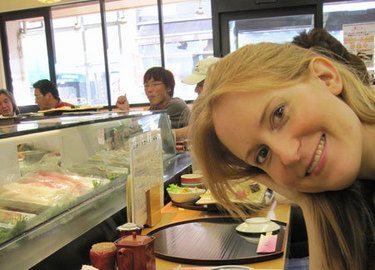 The delicious sushi breakfast at Tsukiji fish market